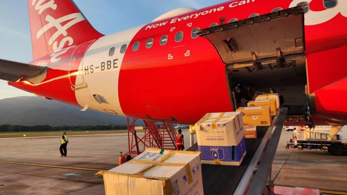 มช. เปิดจุดรับบริจาคช่วยชาวสงขลา ขอบคุณทุกน้ำใจ ชุดแรกส่งถึงพื้นที่แล้ว ทั้งทางอากาศและภาคพื้นดิน