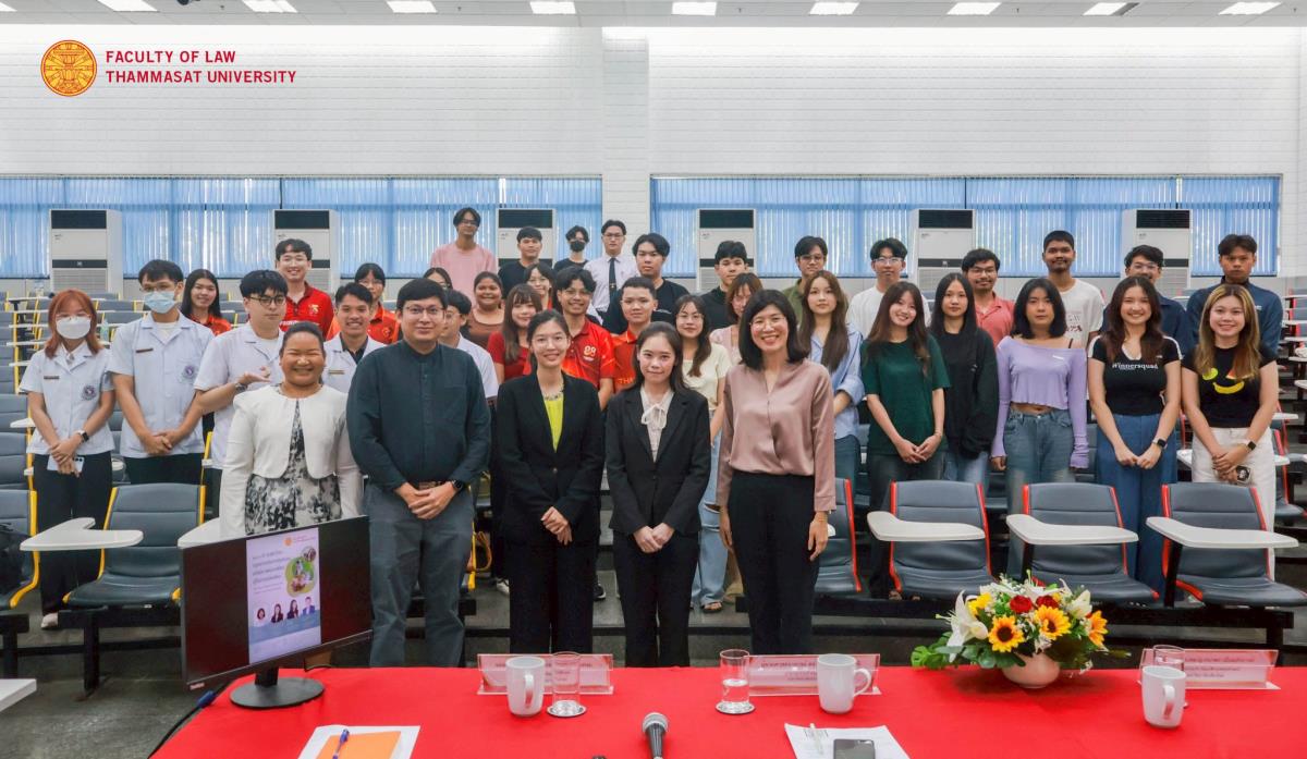 อาจารย์ประจำคณะสัตวแพทยศาสตร์ มช. ได้รับเกียรติจากคณะนิติศาสตร์ มหาวิทยาลัยธรรมศาสตร์ ศูนย์ลำปาง เชิญร่วมเป็นวิทยากรในโครงการสัมมนาวิชาการเรื่อง “100 ปีวันสัตว์โลก : กฎหมายกับการคุ้มครองสวัสดิภาพของเพื่อนผู้ไม่อาจเปล่งเสียง (100 Years of World Animal Day: Welfare Law for the Voiceless)” เนื่องในโอกาส “วันสัตว์โลก” (Animal World Day) เมื่อวันที่ 20 ตุลาคม 2568