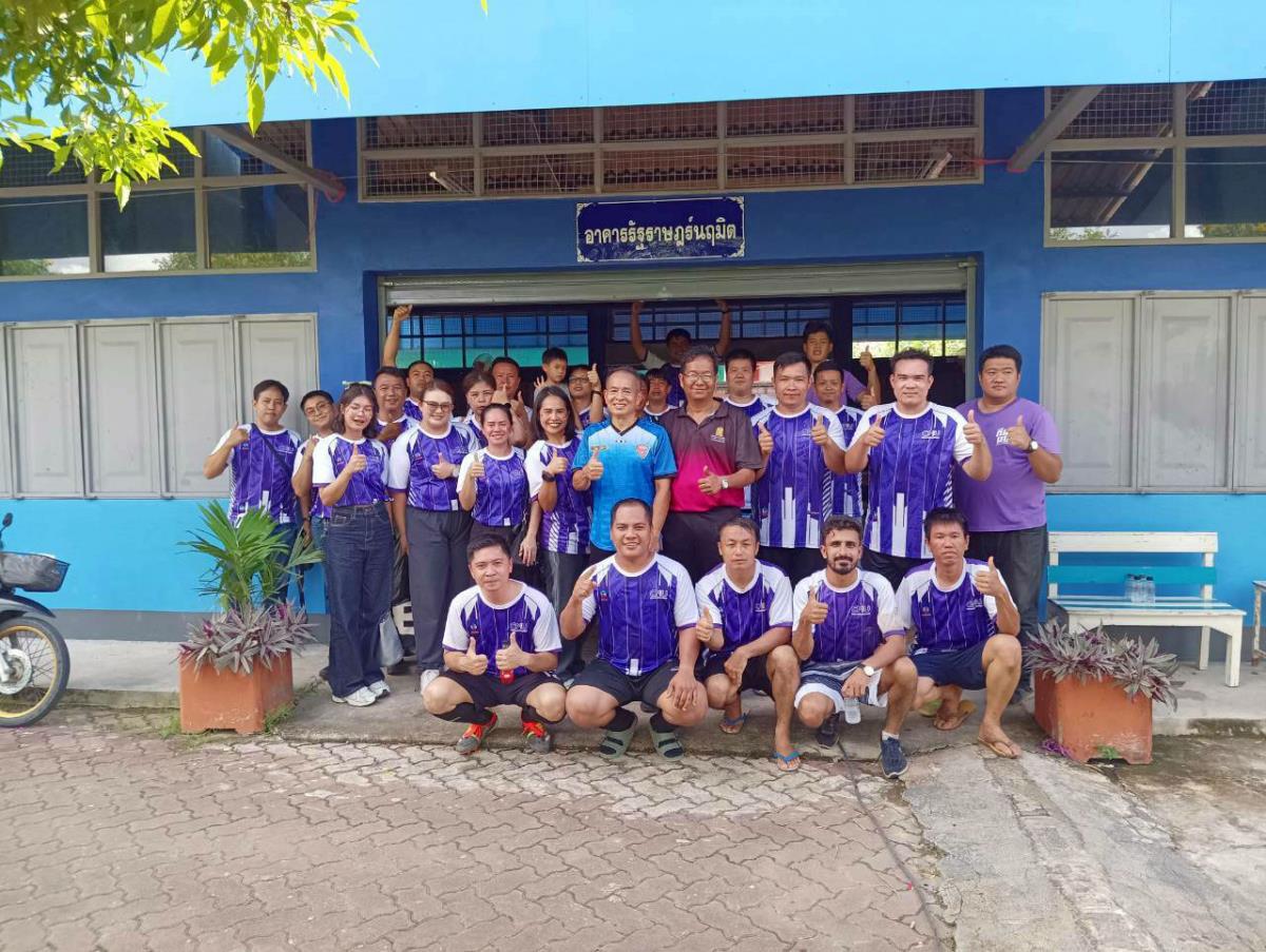 มช.ลำพูนร่วมแข่งกีฬาสร้างสัมพันธไมตรีชุมชนศรีบัวบาน