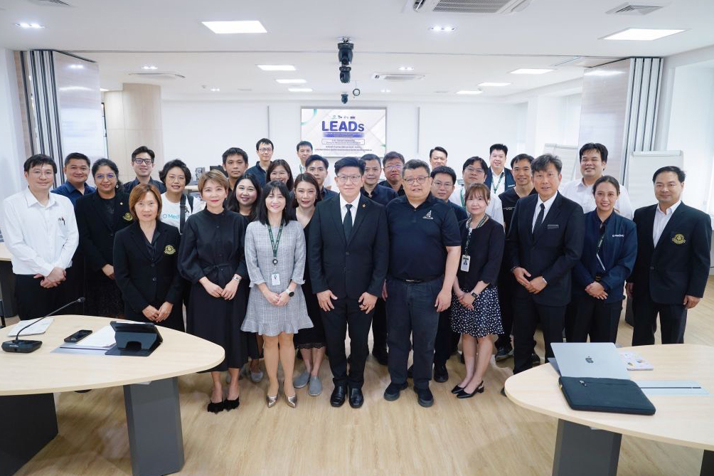 ศูนย์นวัตรกรรมการจัดการ (MIC) CMUBS ร่วมกับ ศูนย์บริหารกลยุทธ์และพัฒนาบุคลากร (MeDHRI) คณะแพทย์ มช. จัดกิจกรรม MED CMU Executive Development Program 2025