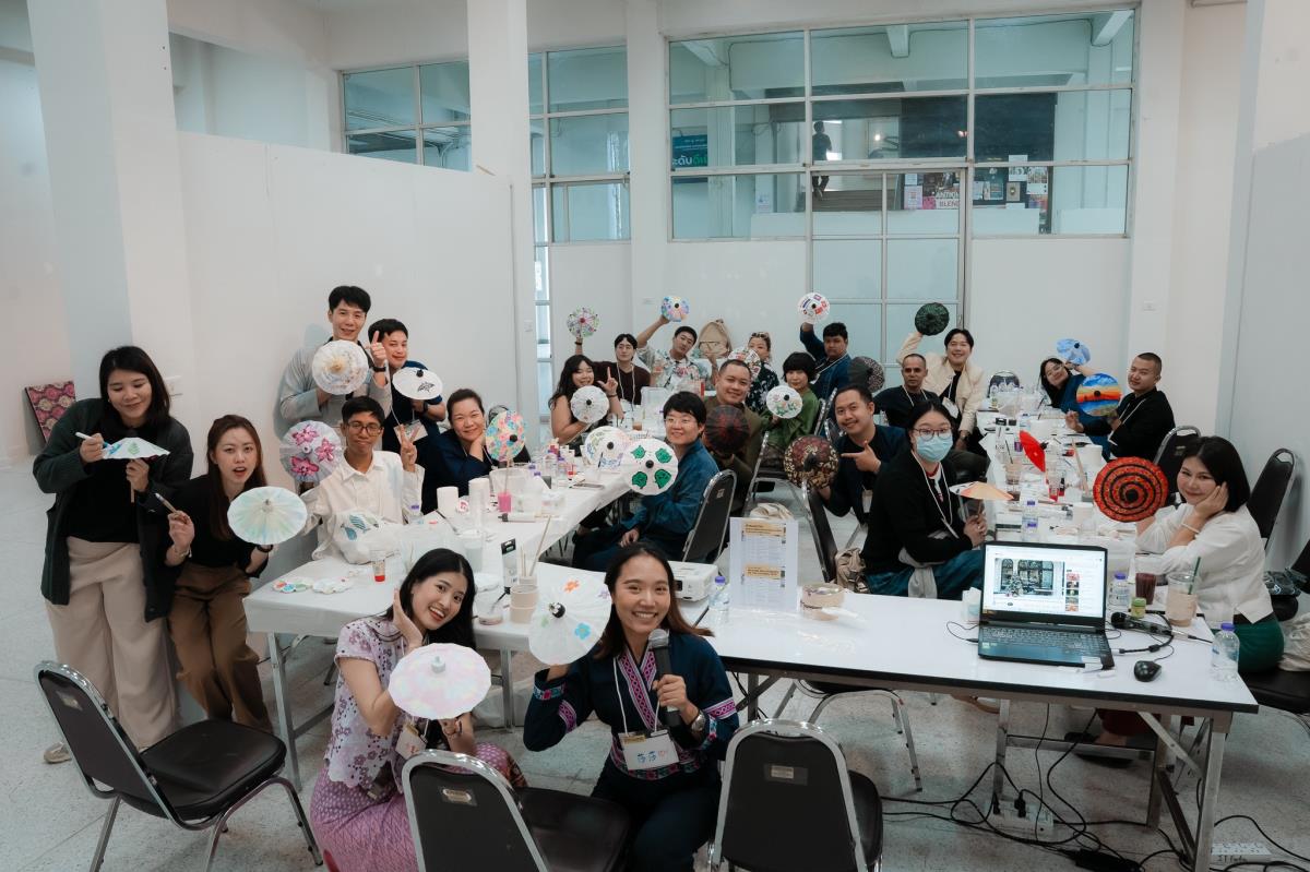 คณะวิจิตรศิลป์ มหาวิทยาลัยเชียงใหม่ จัดกิจกรรม “ศิลปะแห่งการแลกเปลี่ยน สานสัมพันธ์บนวิถีวัฒนธรรม” เพื่อเสริมสร้างความสัมพันธ์และความเข้าใจด้านวัฒนธรรมของนักศึกษาบัณฑิตศึกษา