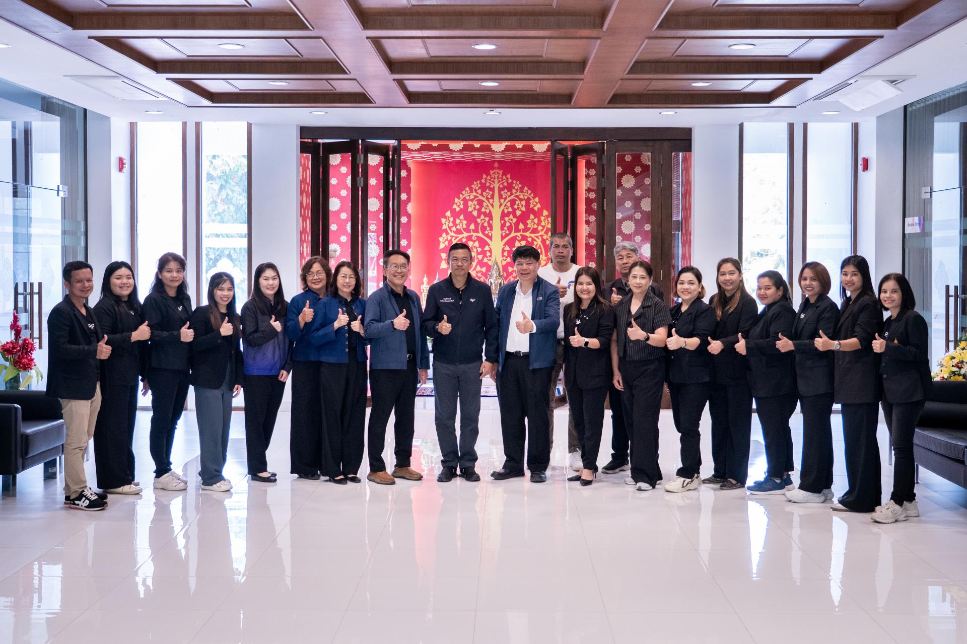 ต้อนรับคณะศึกษาดูงาน มหาวิทยาลัยสงขลานครินทร์ วิทยาเขตตรัง แลกเปลี่ยนเรียนรู้ระบบบริหารงานการเงินและพัสดุ