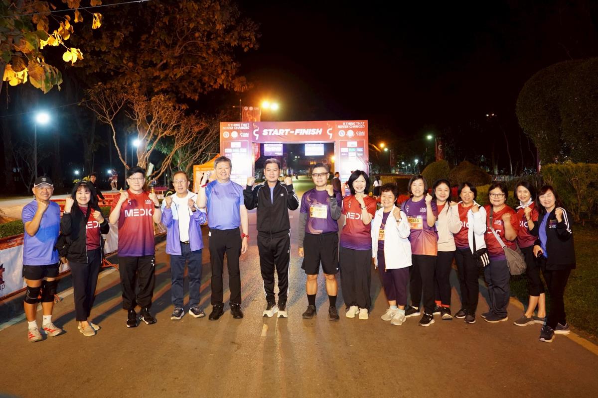คณะพยาบาลศาสตร์ มช. ร่วมกิจกรรมสร้างสุขภาพส่งต่อโอกาสทางการศึกษาในงาน CMU-Chiang Mai Marathon 2026