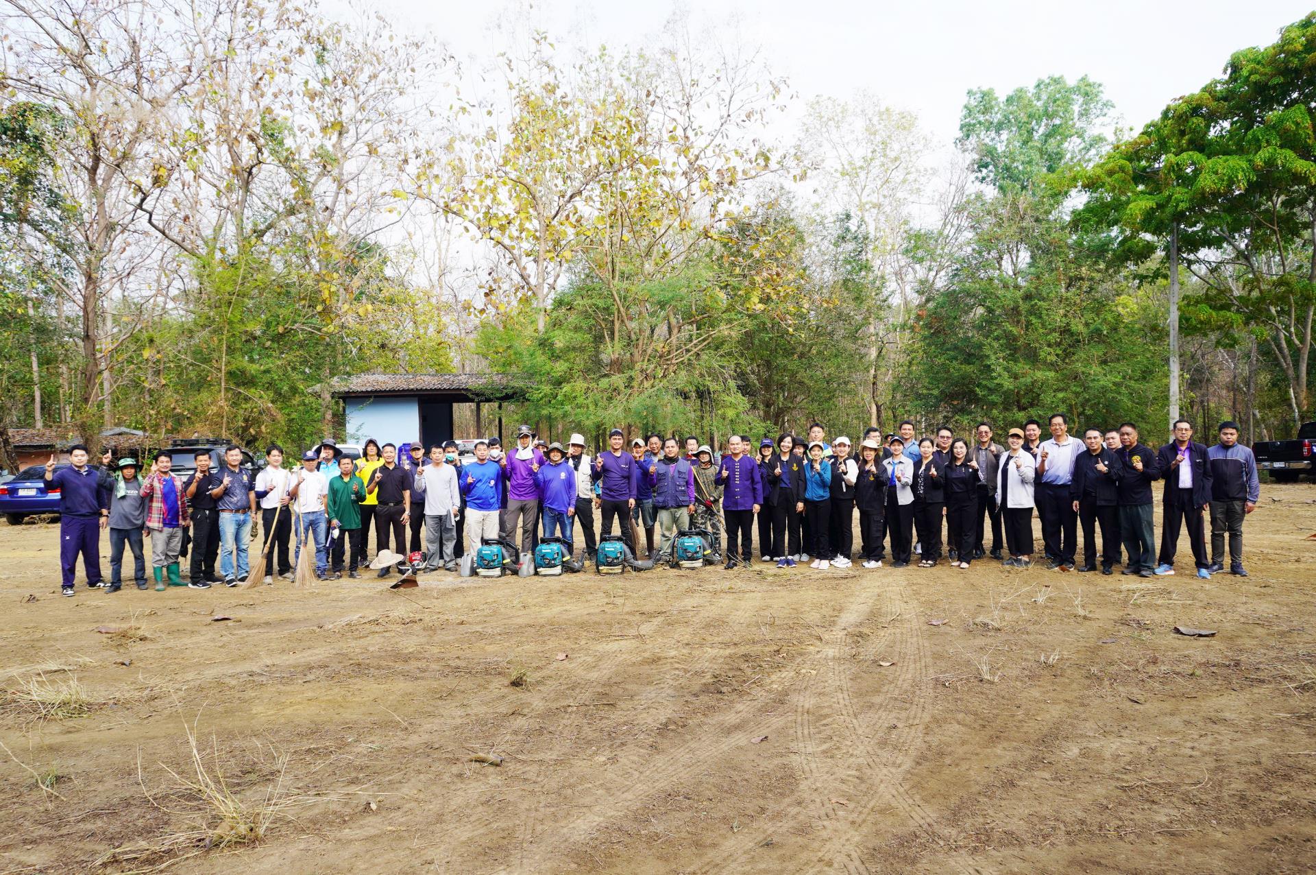 ร่วมปรับปรุงภูมิทัศน์ค่ายลูกเสือหริภุญไชย